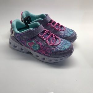 Girls Memory Foam Light Up Glitter Heart Sneakers Size 2